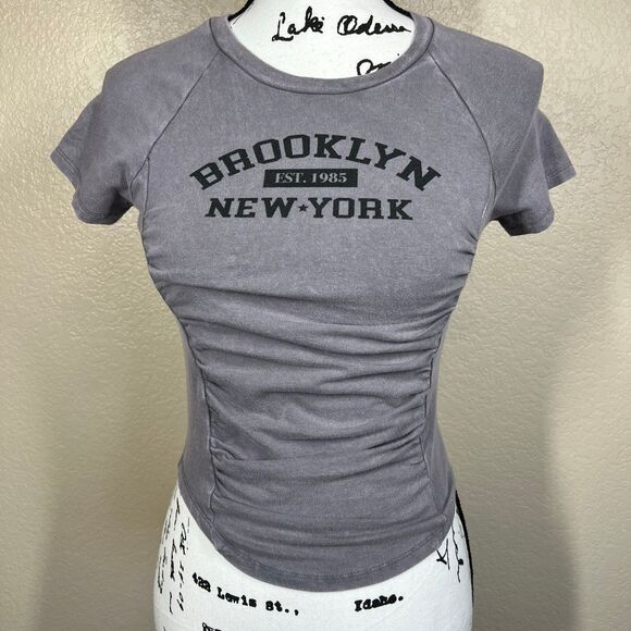 Just Polly Grey Crew neck Ruched-Front Baby Tee T-Shirt size M  Brooklyn casual - Picture 7 of 11